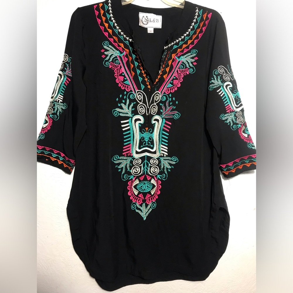 L&B Black Rayon Embroidered Tunic Top M